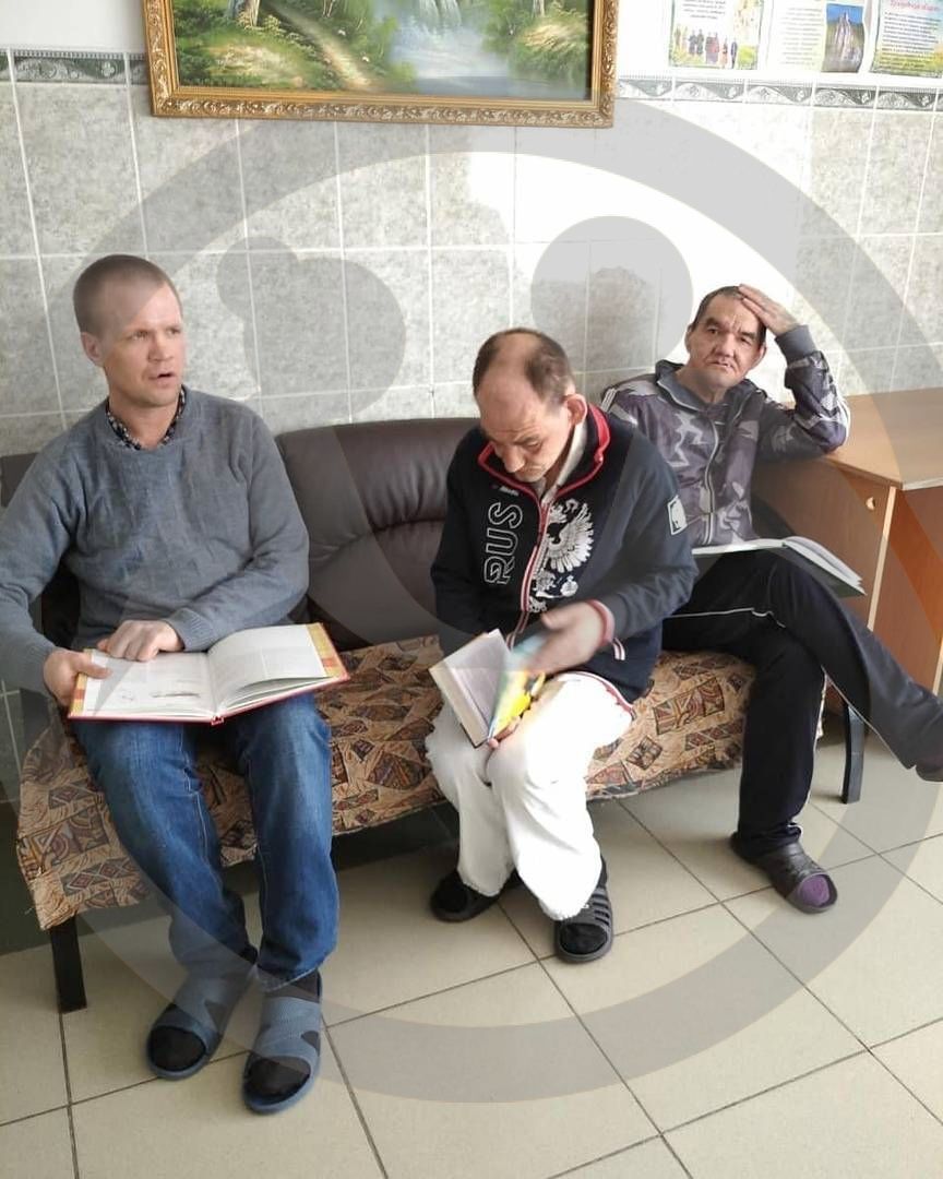 Листвянский дом-интернат для граждан, имеющих психические расстройства, просит 50 книг для бабушек и дедушек 