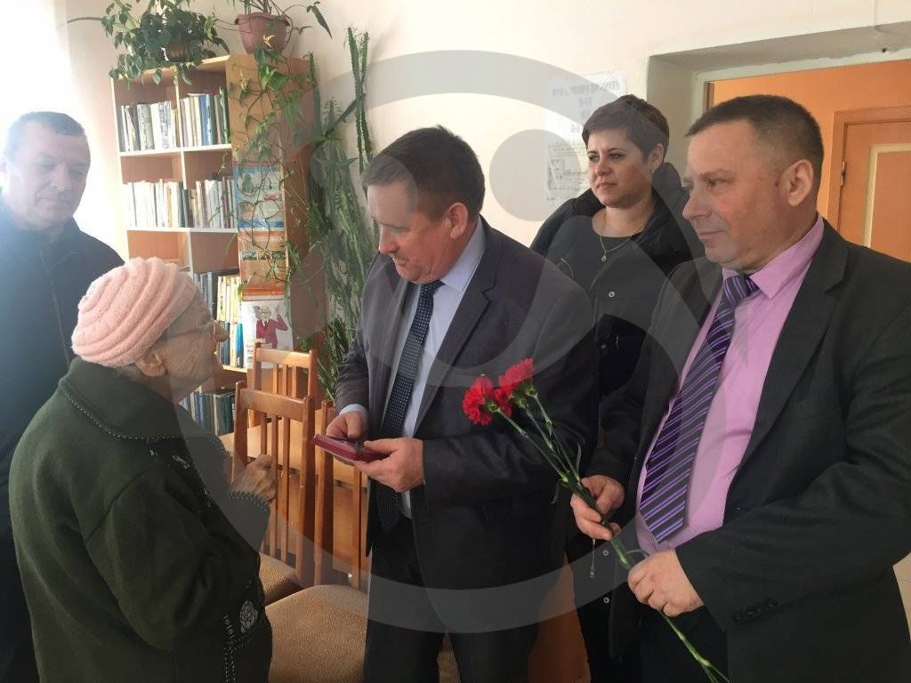 Верхнесвечниковскому дому-интернату для престарелых и инвалидов нужны книги для 30 человек