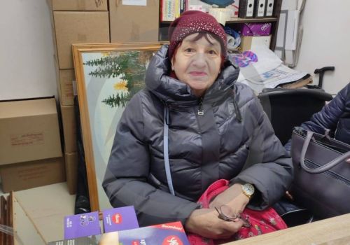 Фоменко Л.М. нужны средства гигиены, мягкий инвентарь и продуктовая помощь