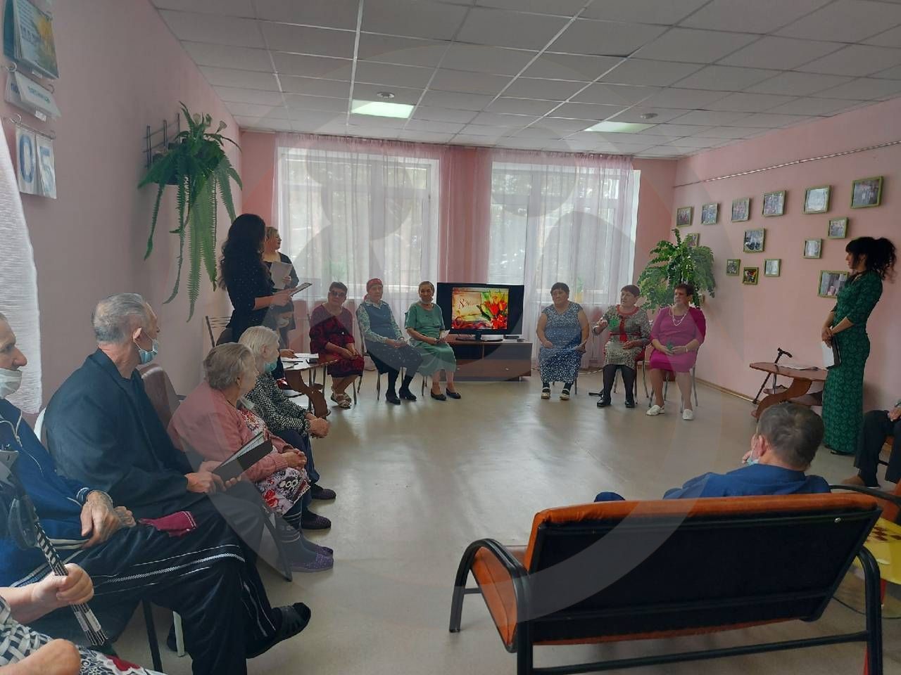 Пансионат "Кедр" в городе Канске  просит 70 книг для пожилых людей