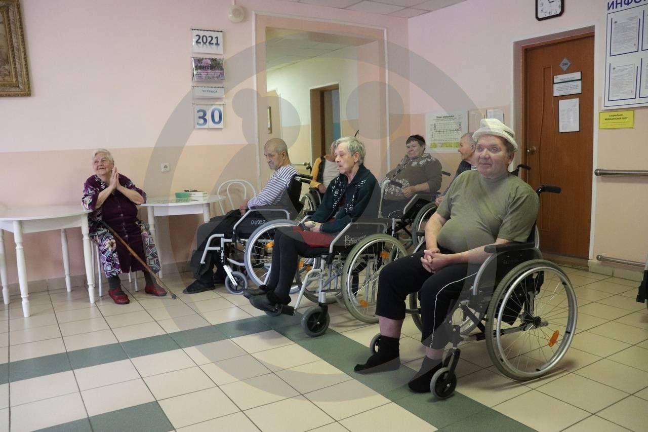 Пансионат "Кедр" в городе Канске  просит 70 книг для пожилых людей