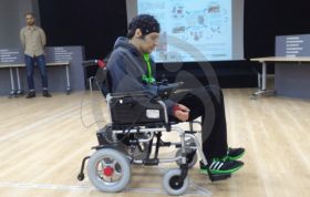 Санкт-Петербургские ученые создали коляску, управляемую силой мысли.