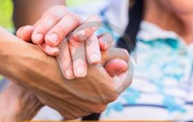 Мы помогаем домам престарелых