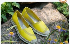 Как правильно выбрать весеннюю обувь для пожилых людей?