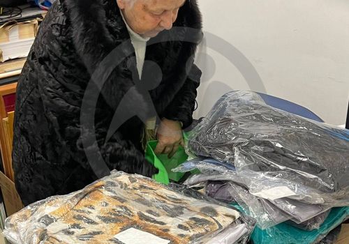 Илларионовой Зое Анатольевне нужны медикаменты и тонометр