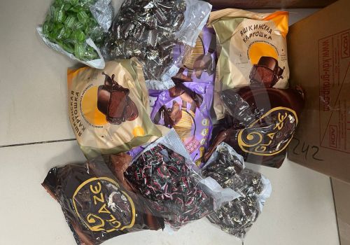 Подгузники и конфеты для ЛОГБУ "Тихвинского дома-интерната для престарелых и инвалидов"