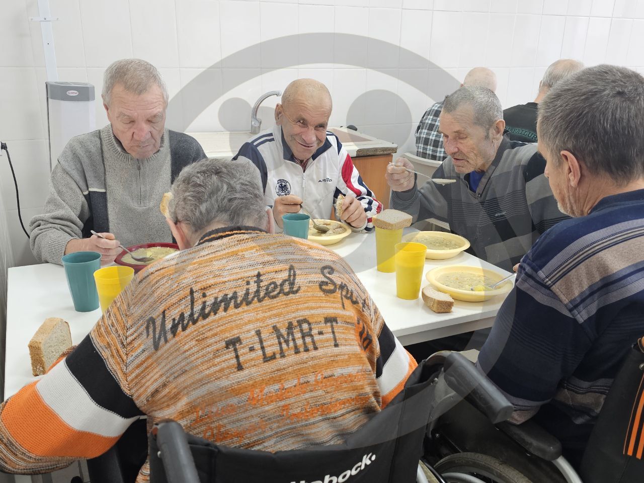 Программа "Уютная столовая" АНО "Твой Дом" г. Новосибирск