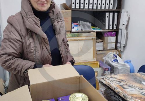 Семье Барабаш из г. Марганец нужна вещевая и продуктовая помощь