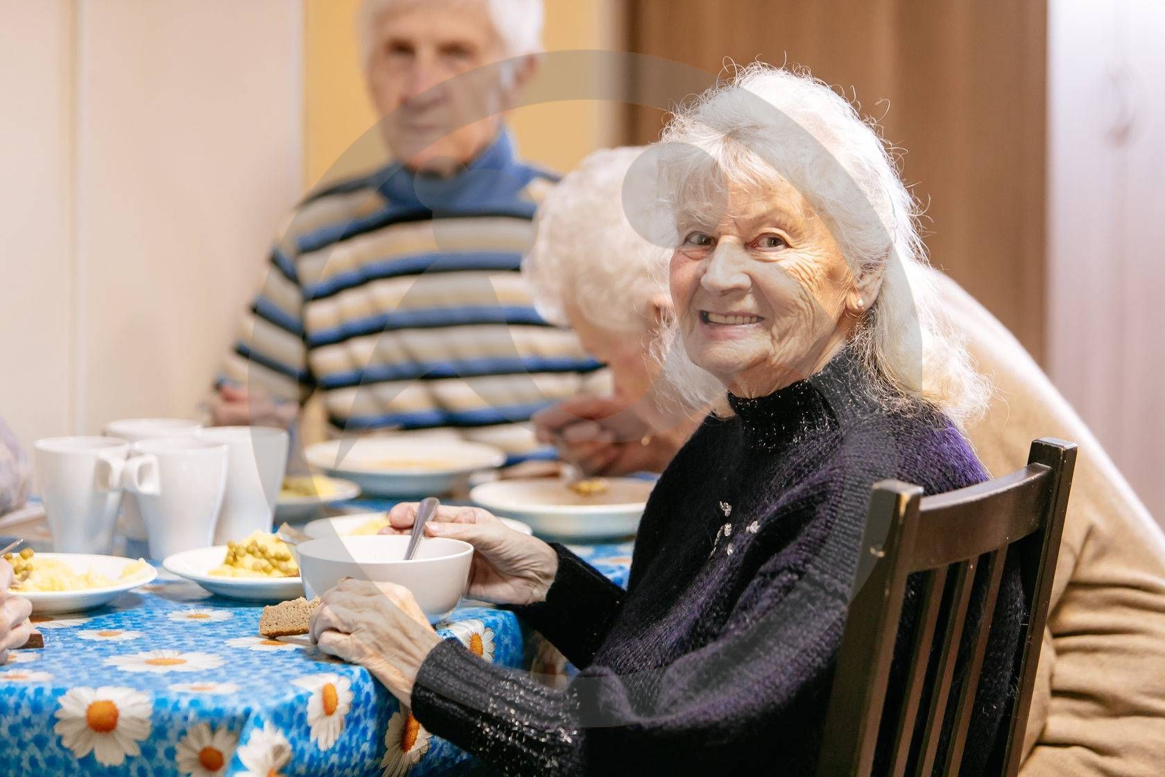 Кто в России помогает людям с деменцией?